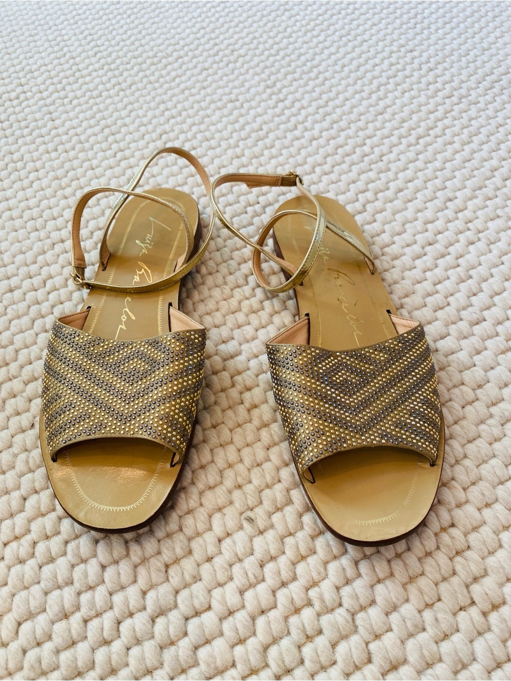 Anthropologie Luiza Barcelos Pewter Gold Chevron Gold Strap Ankle-Wrap Sandals